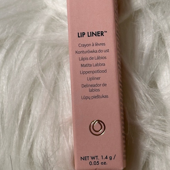 Monat Lip Liner in Posh - Picture 2 of 3